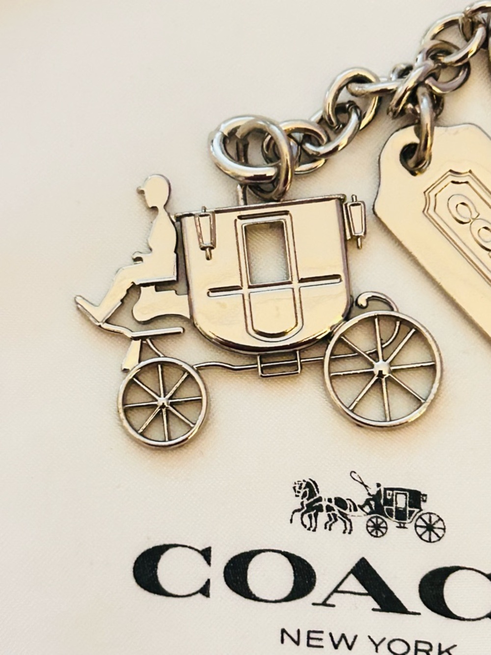 RARE Coach Y2K 1941 Horse and Carriage Keychain/ Bag Charm - Picture 6 of 15